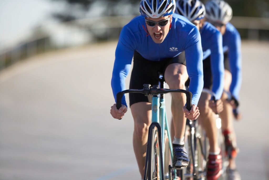 a picture of a bicycle marathon with the leader showing in the front